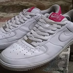 Nike Air Force 1 '82 Low Pink/White Athletic Shoes